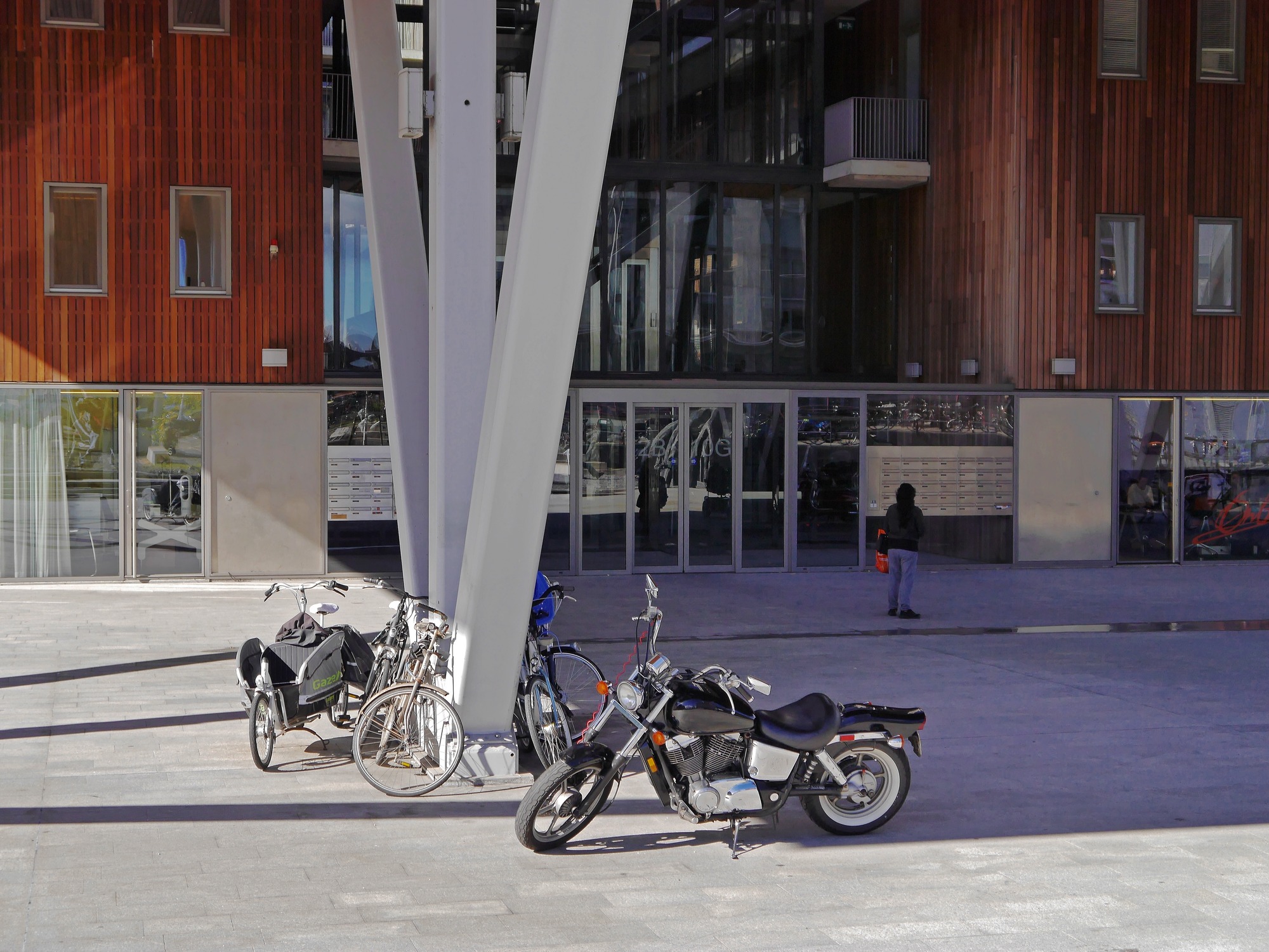 Woonarchitectuur aan de Silodam in Amsterdam.