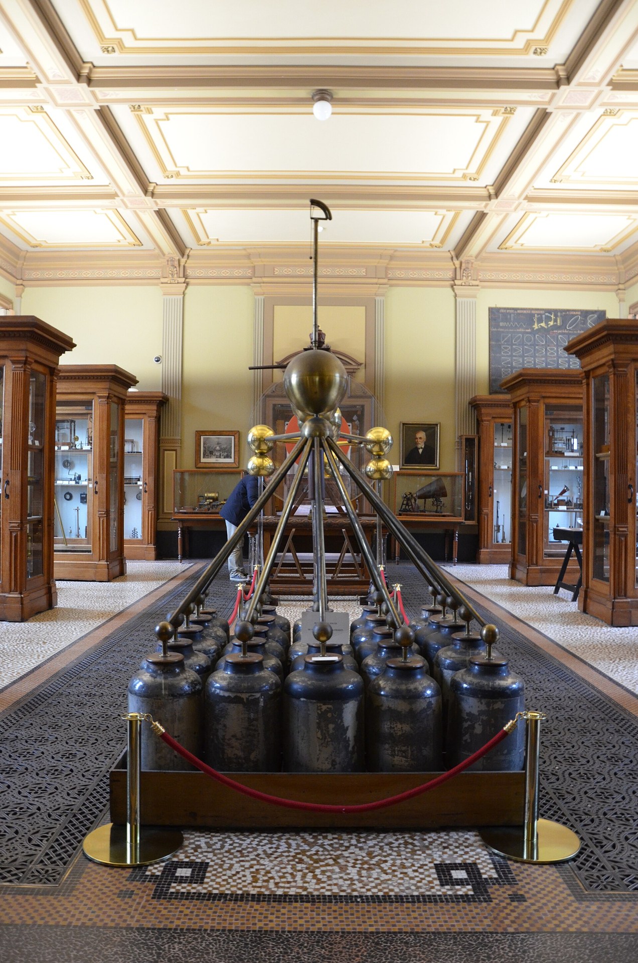De grote elektriseermachine in Teylers Museum in Haarlem, gefotografeerd in 2019.